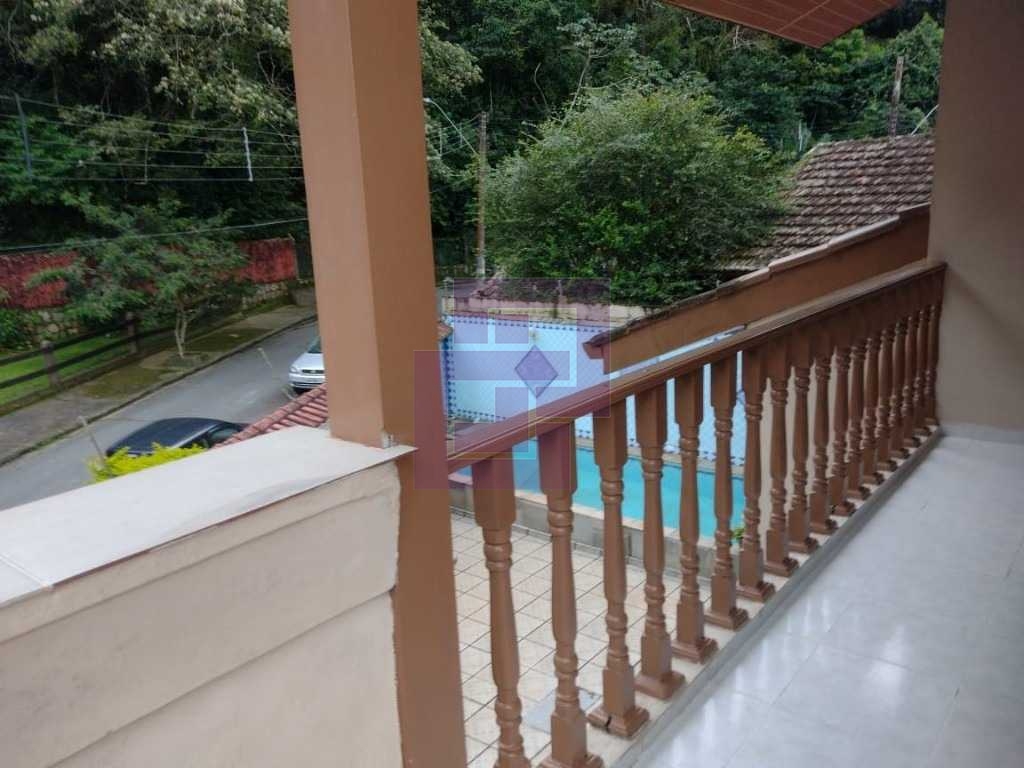 Casa Pitangueiras com piscina e churrasqueira!!!