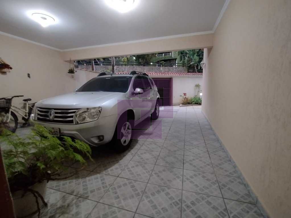 Casa Pitangueiras com piscina e churrasqueira!!!