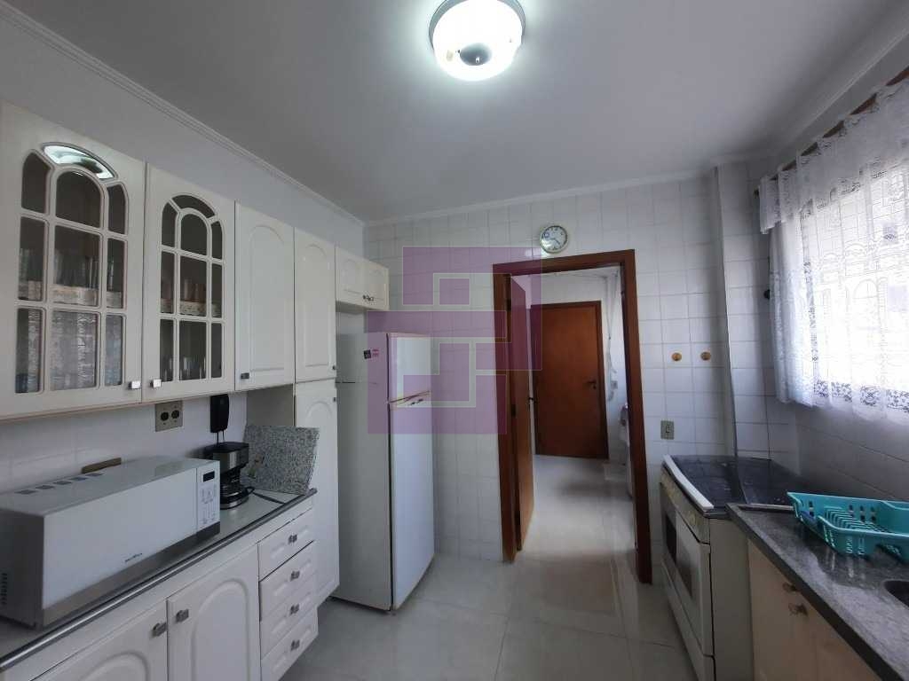 Venda de Apartamentos / Padrão na cidade de Guarujá