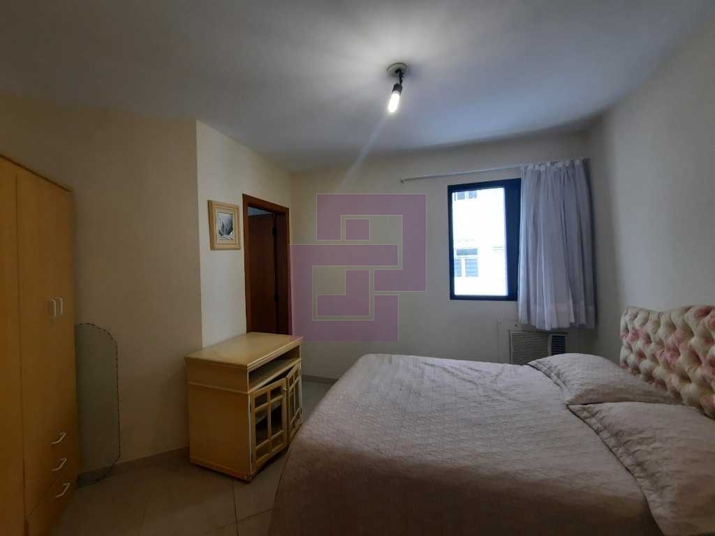 Venda de Apartamentos / Padrão na cidade de Guarujá