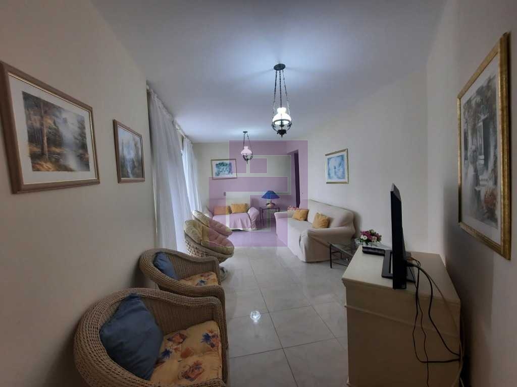 Venda de Apartamentos / Padrão na cidade de Guarujá