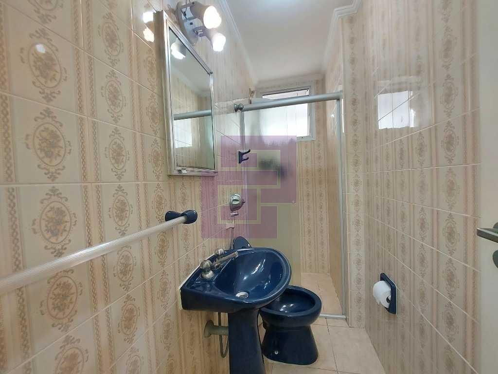 Venda de Apartamentos / Padrão na cidade de Guarujá