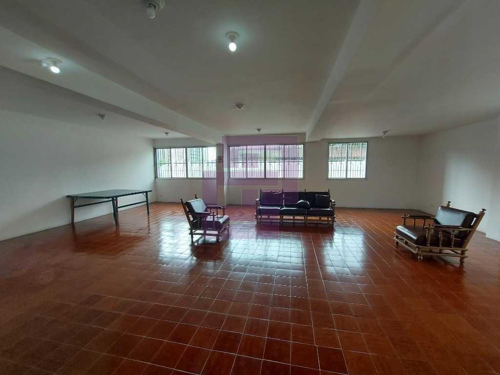 Venda de Apartamentos / Padrão na cidade de Guarujá