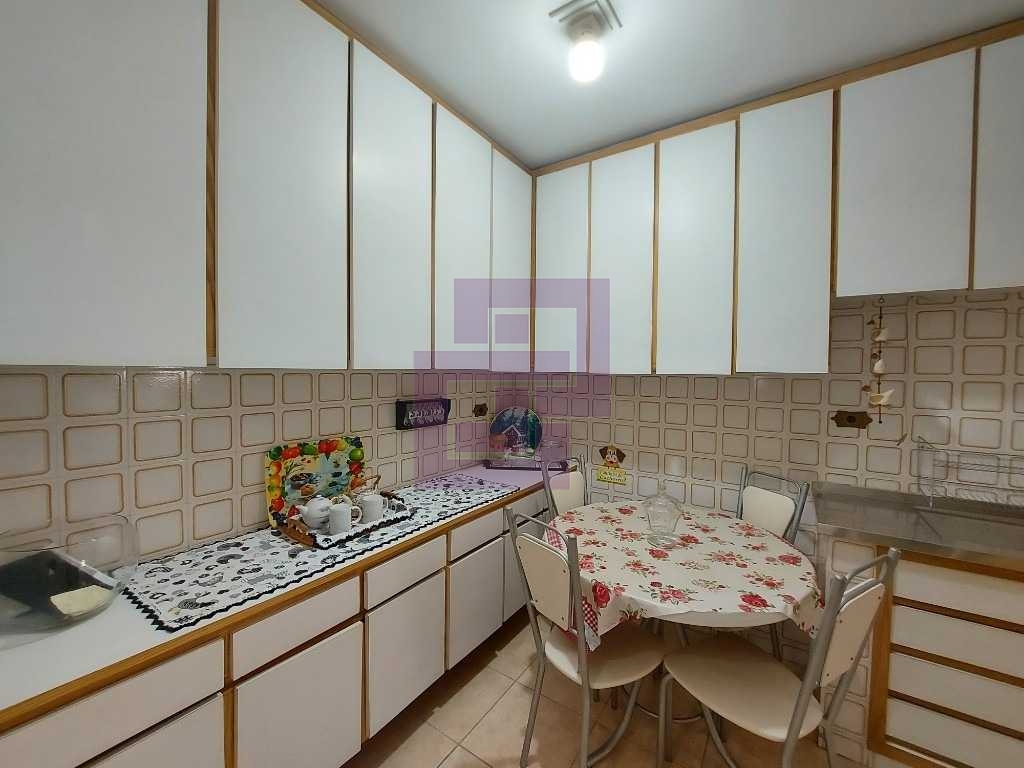 Venda de apartamentos / padrão na cidade de guarujá