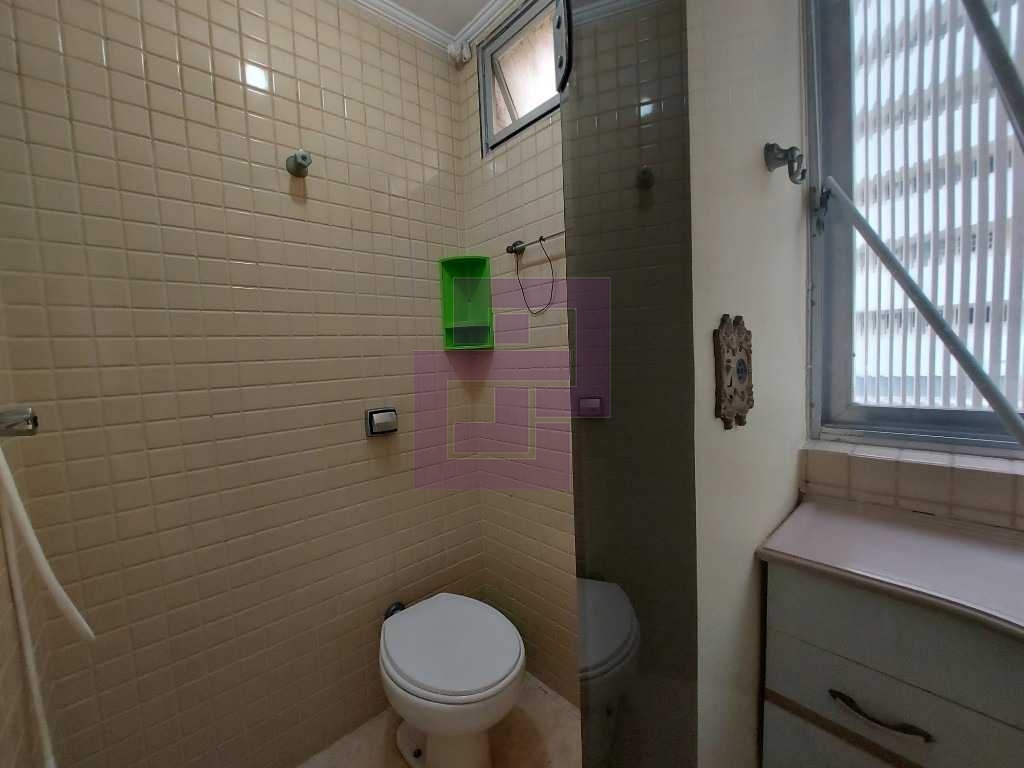 Venda de Apartamentos / Padrão na cidade de Guarujá