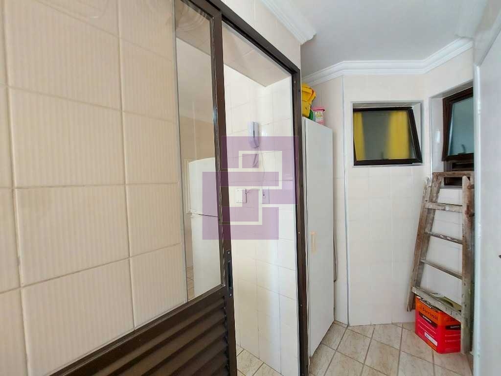 Asturias, com lazer, uma quadra da praia, prox. A feirinha!!!