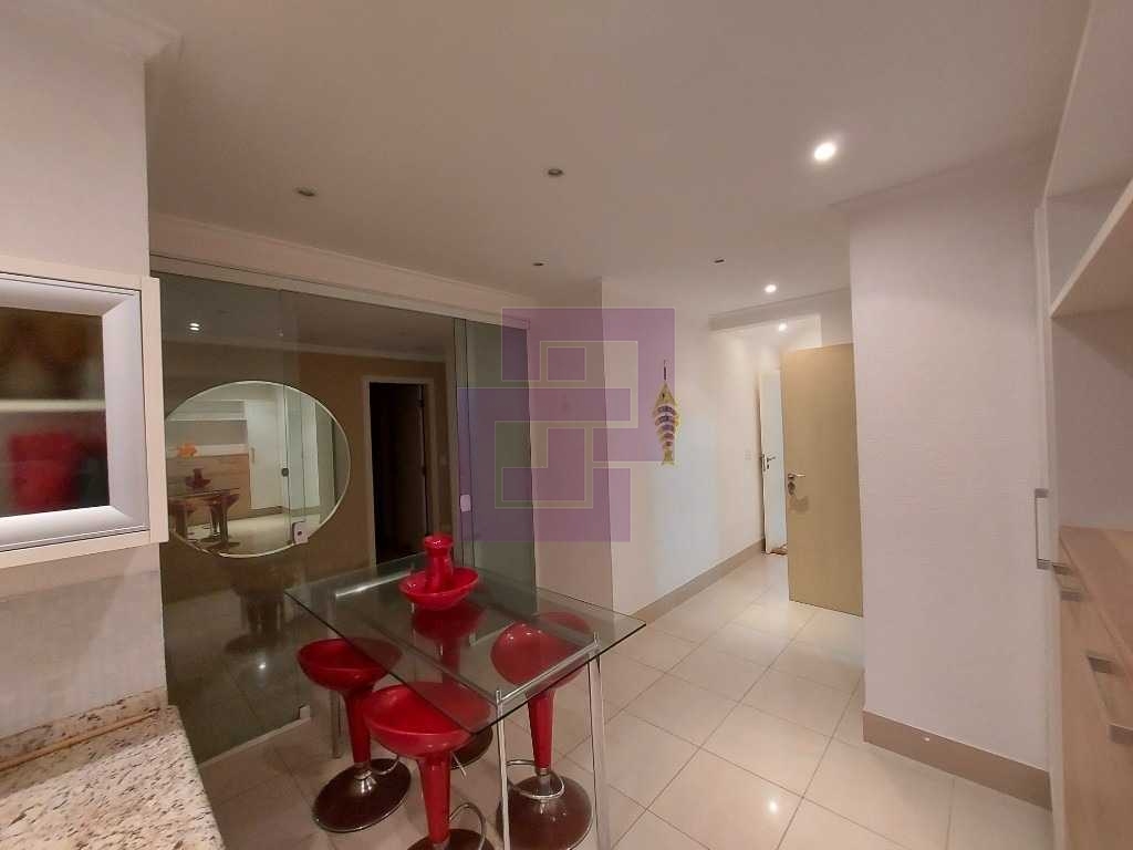 Venda de Apartamentos / Padrão na cidade de Guarujá