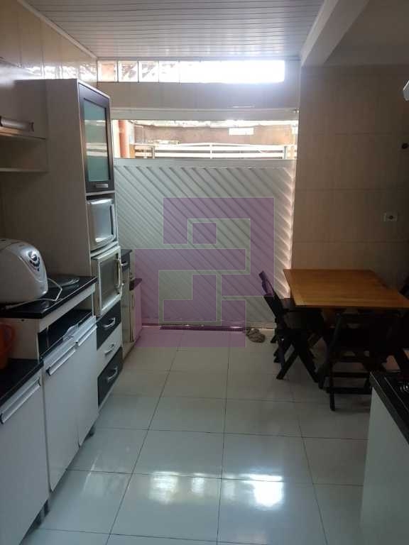 Venda de Casas / Padrão na cidade de Guarujá