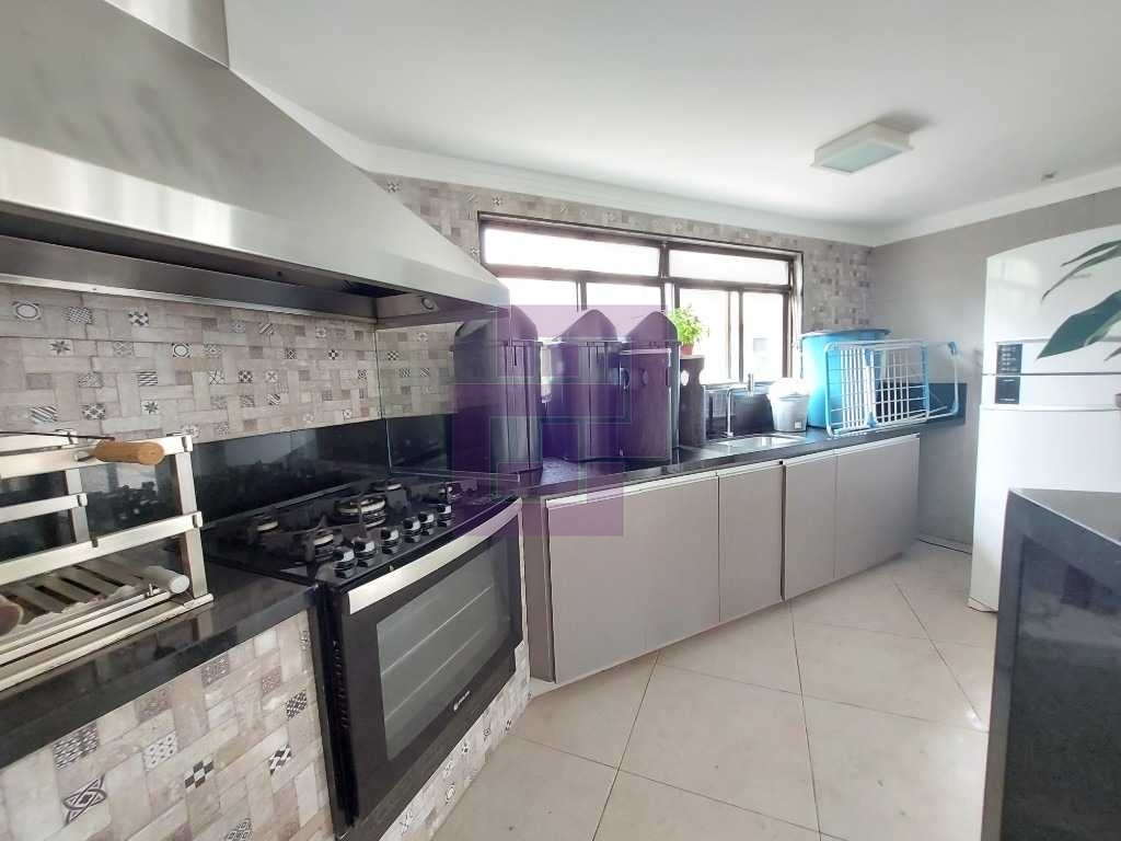 Venda de apartamentos / padrão na cidade de guarujá