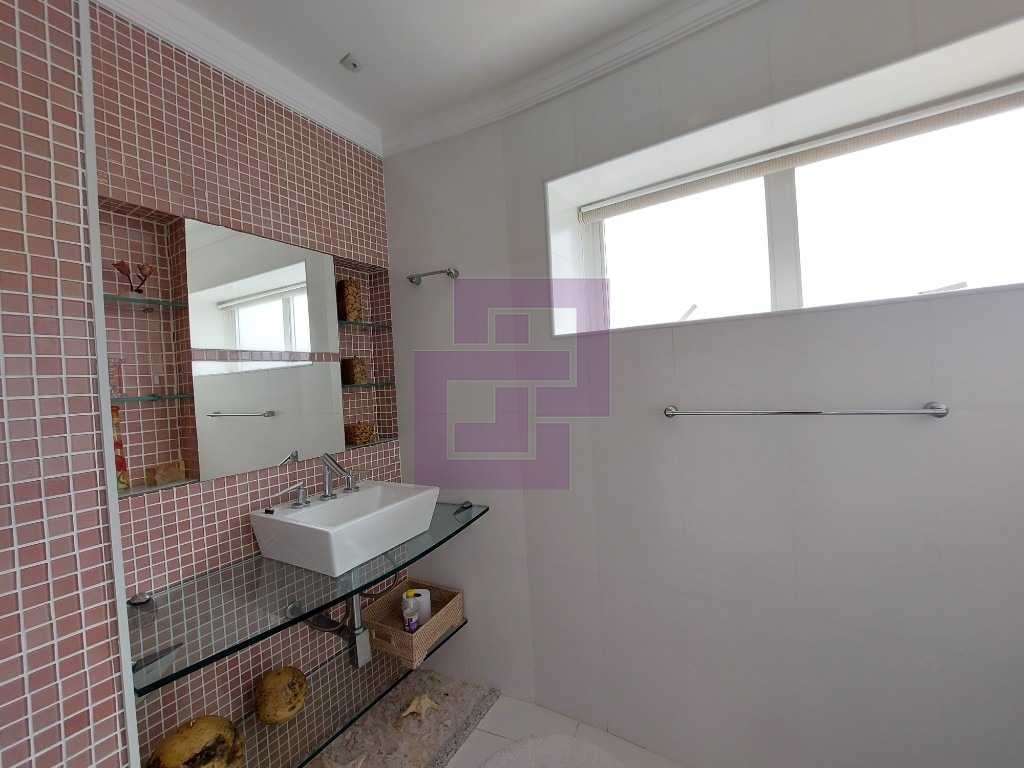 Venda de Apartamentos / Padrão na cidade de Guarujá
