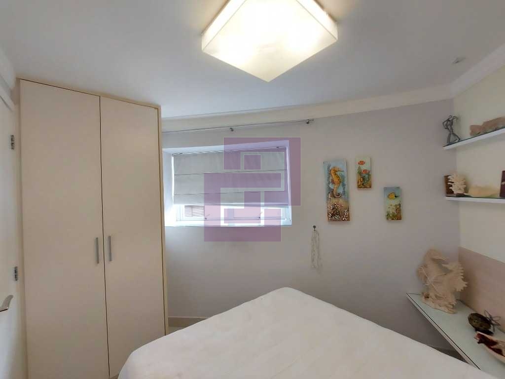 Venda de apartamentos / padrão na cidade de guarujá