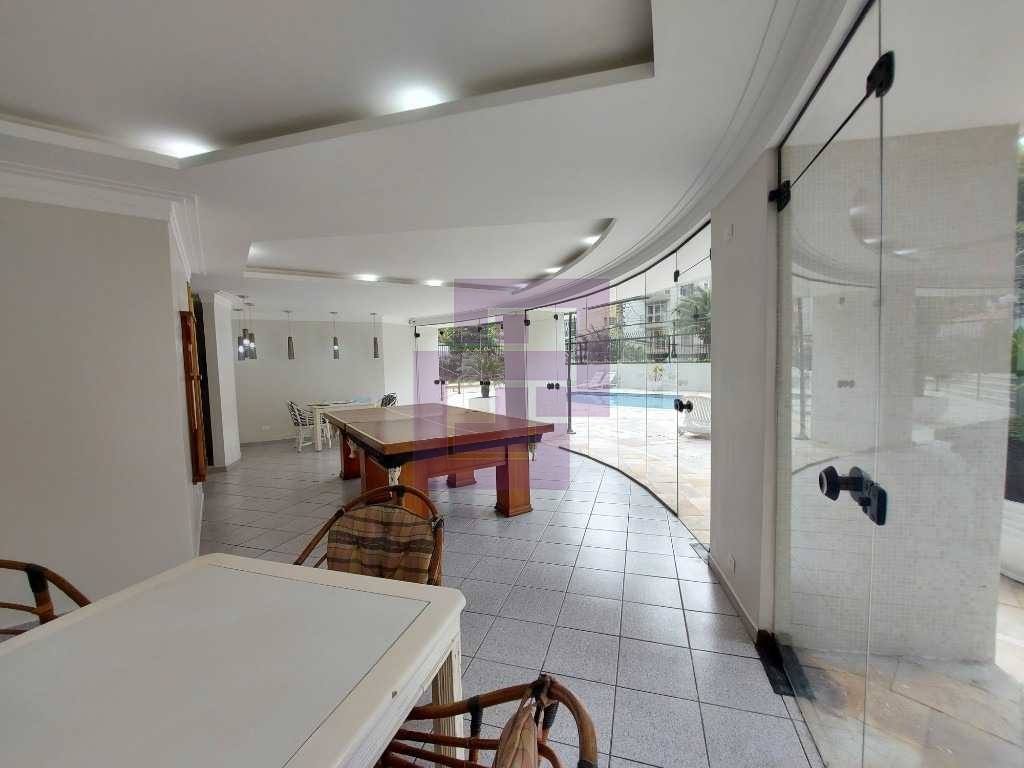Venda de Apartamentos / Padrão na cidade de Guarujá