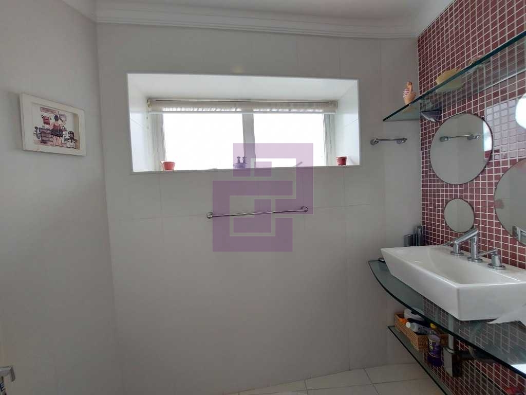 Venda de Apartamentos / Padrão na cidade de Guarujá