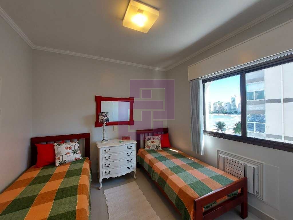 Venda de Apartamentos / Padrão na cidade de Guarujá