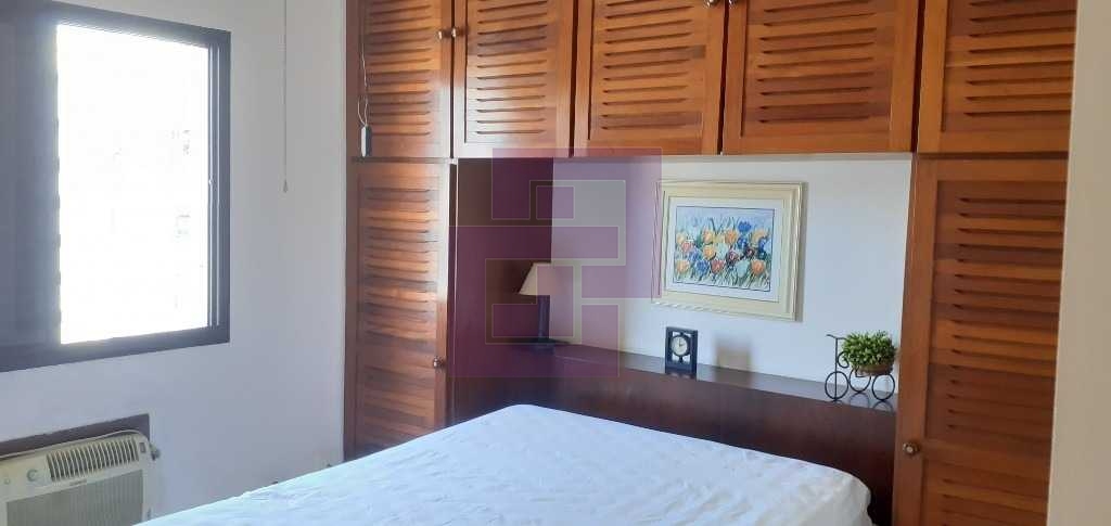 Venda de Apartamentos / Padrão na cidade de Guarujá