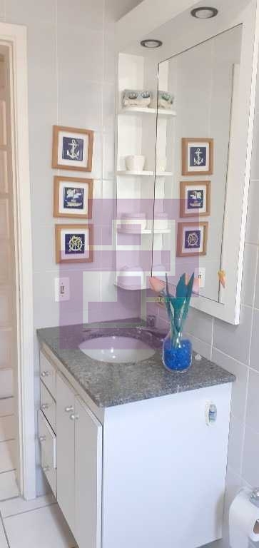 Venda de Apartamentos / Padrão na cidade de Guarujá