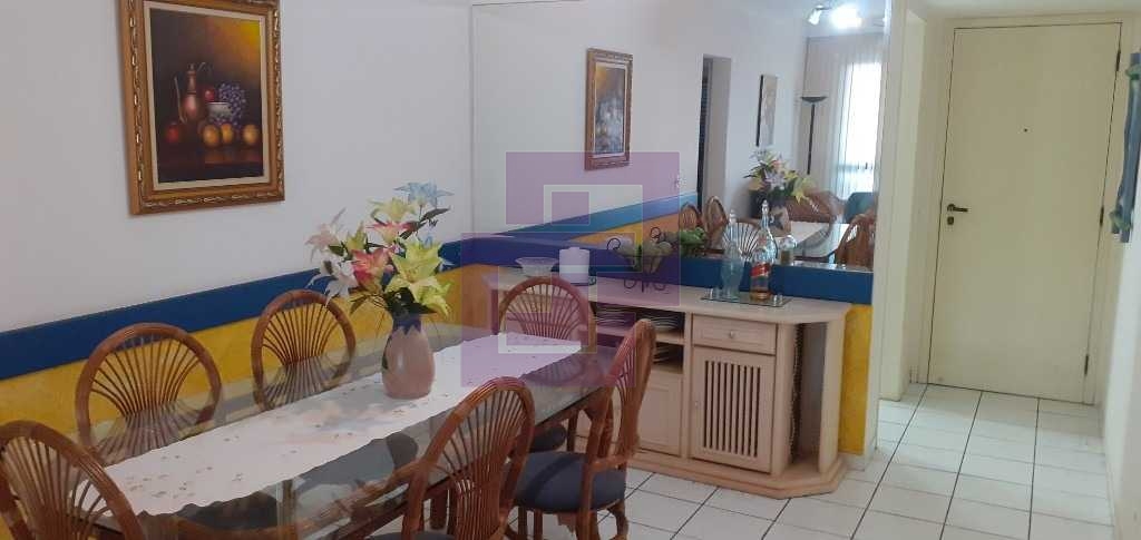 Venda de Apartamentos / Padrão na cidade de Guarujá