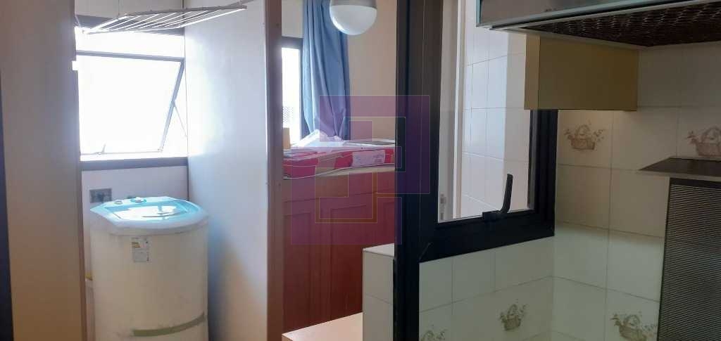 Venda de Apartamentos / Padrão na cidade de Guarujá