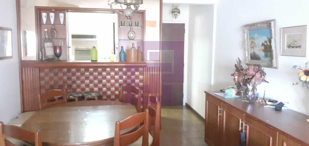 Venda de Apartamentos / Padrão na cidade de Guarujá