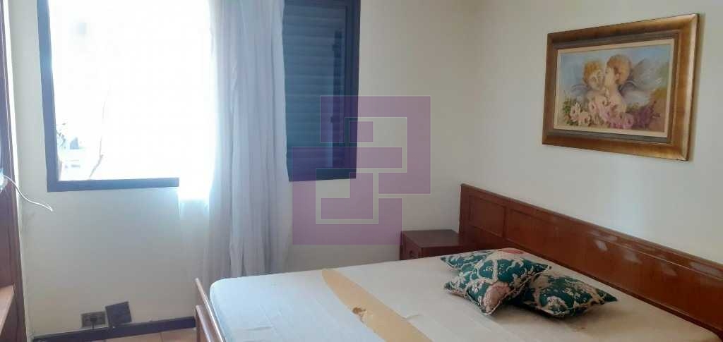 Venda de Apartamentos / Padrão na cidade de Guarujá