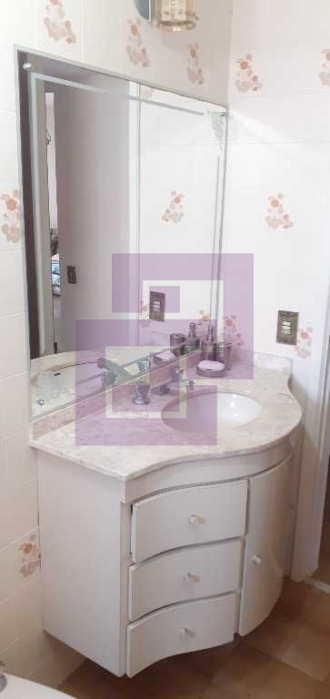 Venda de Apartamentos / Padrão na cidade de Guarujá