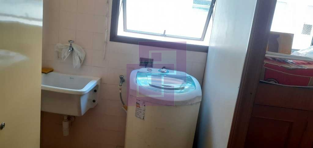 Venda de Apartamentos / Padrão na cidade de Guarujá