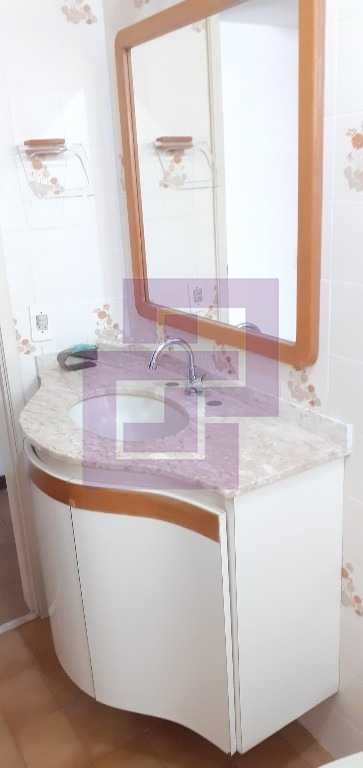 Venda de Apartamentos / Padrão na cidade de Guarujá