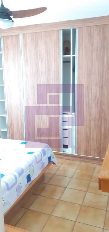 Venda de Apartamentos / Padrão na cidade de Guarujá