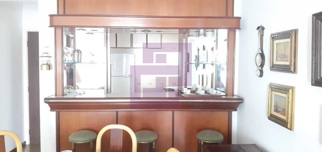Venda de Apartamentos / Padrão na cidade de Guarujá