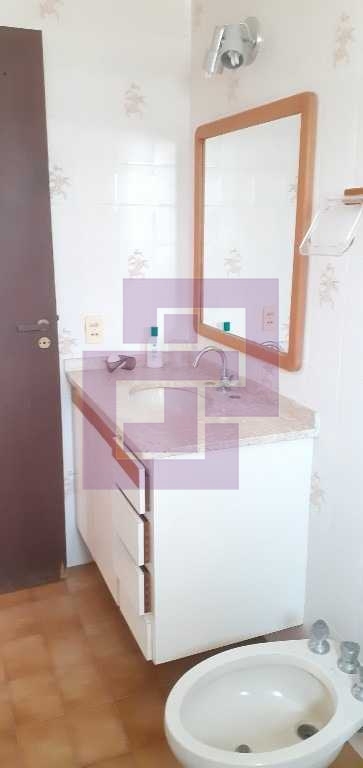 Venda de Apartamentos / Padrão na cidade de Guarujá