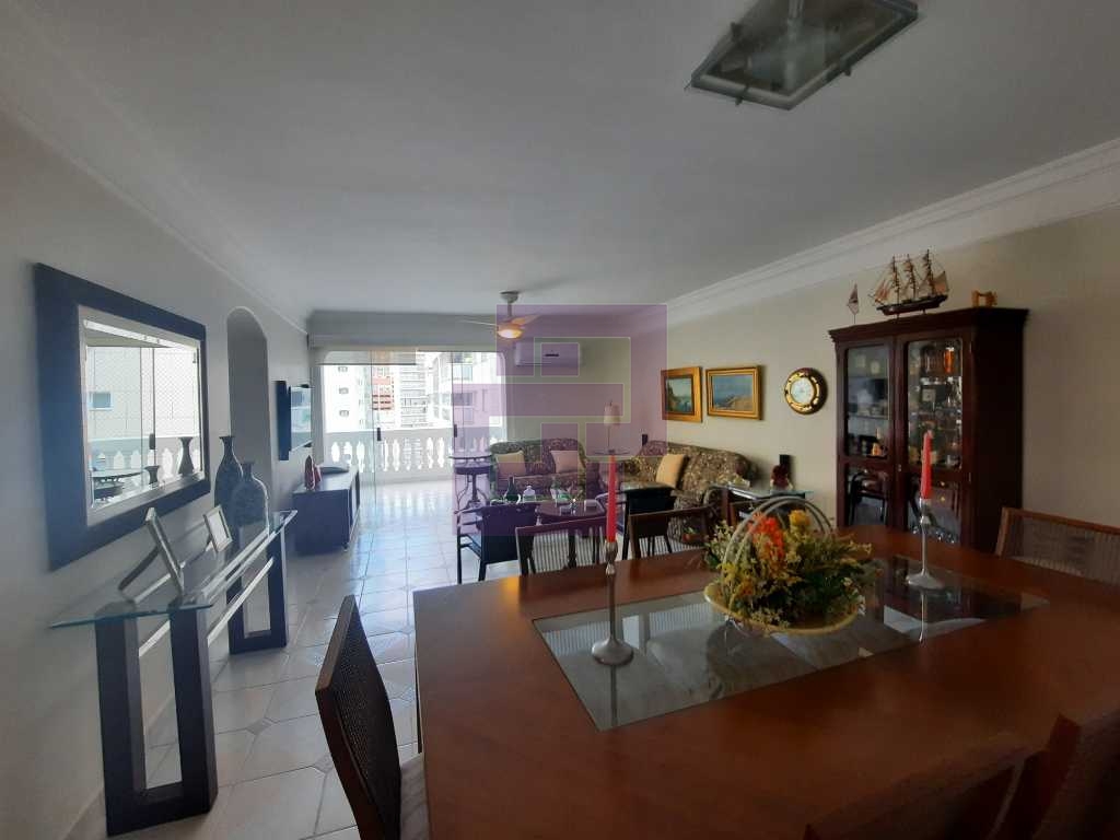 Pitangueiras 100 mts do mar, com vista parcial!!!!