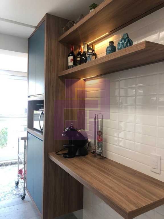 Venda de Apartamentos / Padrão na cidade de Guarujá