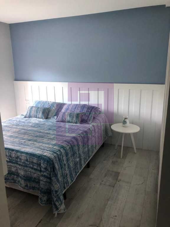 Venda de Apartamentos / Padrão na cidade de Guarujá