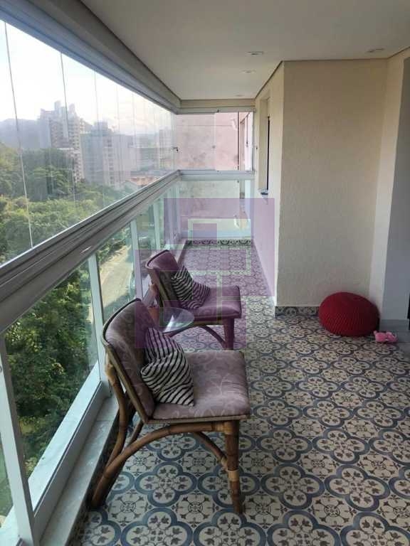 Venda de Apartamentos / Padrão na cidade de Guarujá