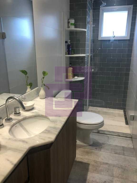 Venda de Apartamentos / Padrão na cidade de Guarujá