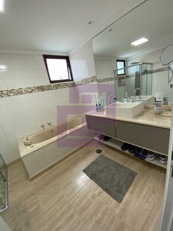 Lindo apartameno na Orla da Praia !