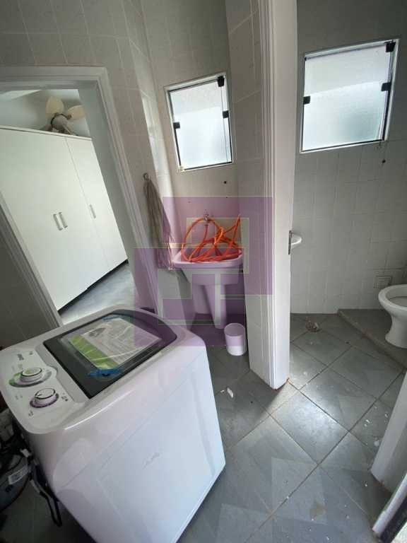 Cobertura, com piscina e churrasqueira, reformada! enseada ,