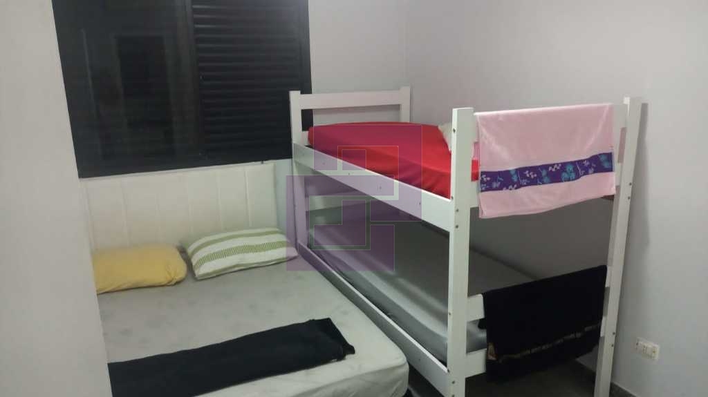 Cobertura, com piscina e churrasqueira, reformada! Enseada , proximo da Praia.