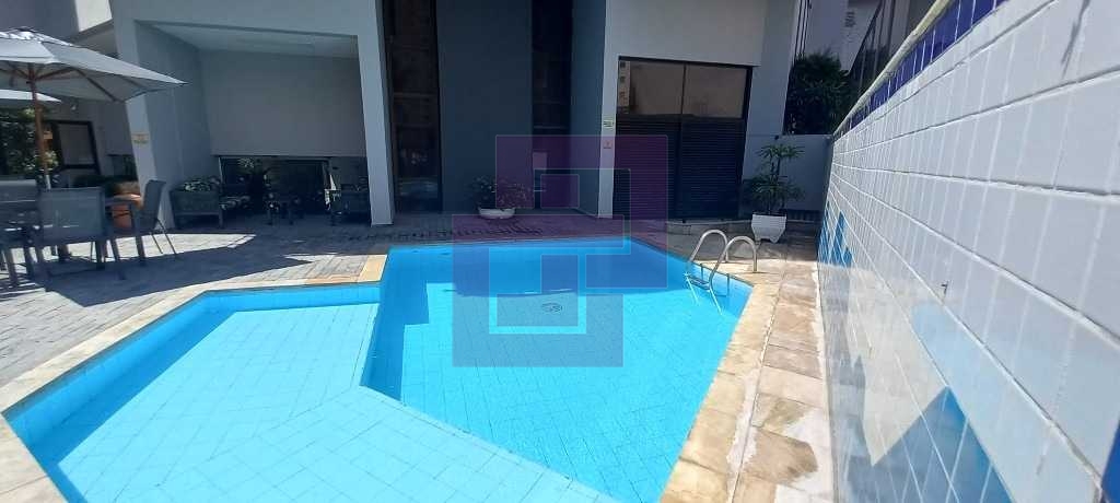 Amplo apartamento em Pitangueiras!!!