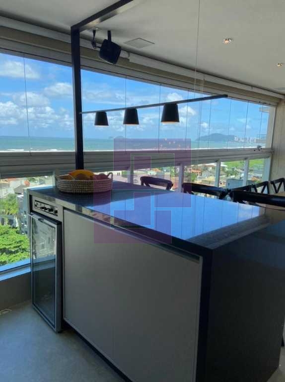 Venda de Apartamentos / Padrão na cidade de Guarujá