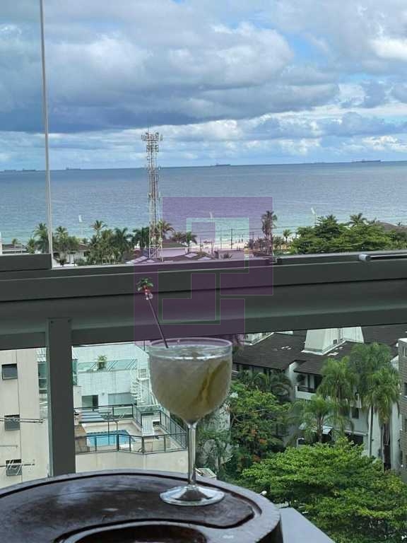 Venda de Apartamentos / Padrão na cidade de Guarujá