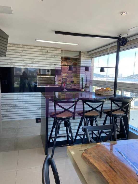 Venda de Apartamentos / Padrão na cidade de Guarujá