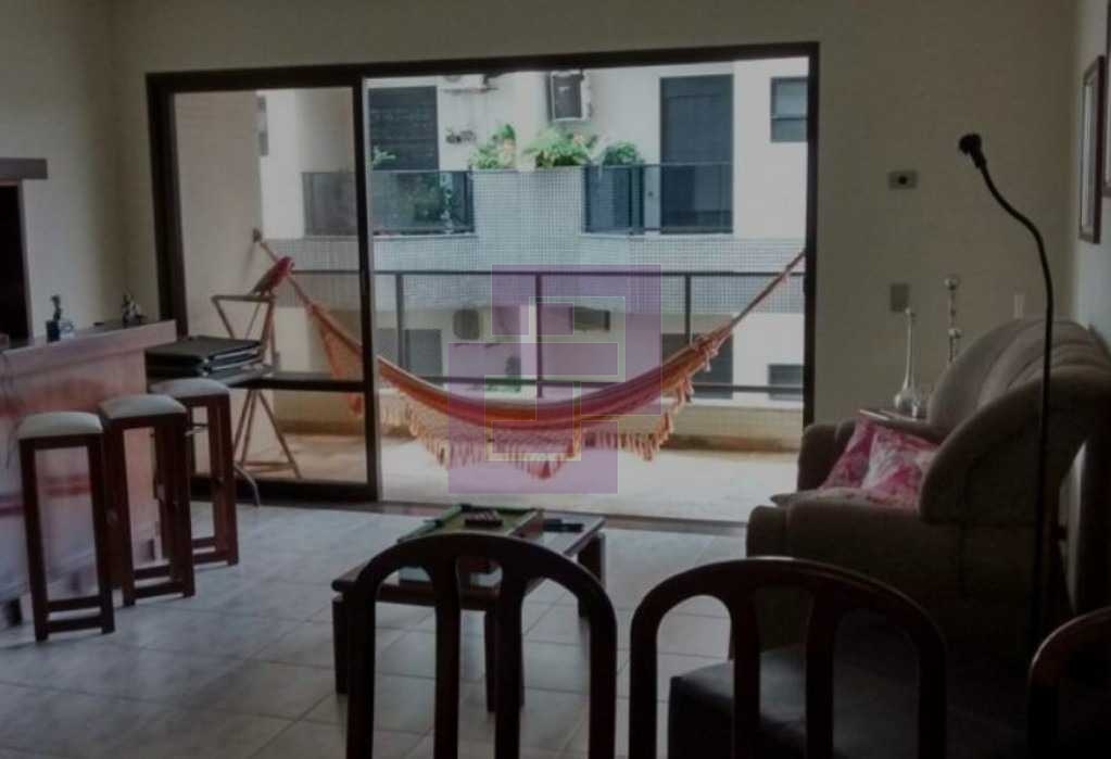 Enseada lindo apartamento !!!