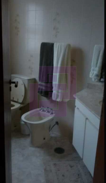 Enseada Lindo Apartamento !!!
