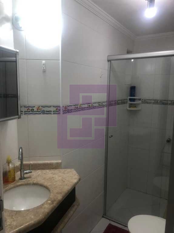 Enseada pé na areia! Edificio com lazer.