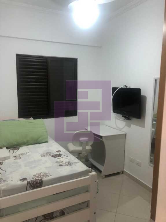 Enseada pé na areia! Edificio com lazer.