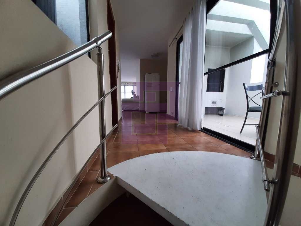 Cobertura Duplex! Poucos metros da Praia do Tombo.