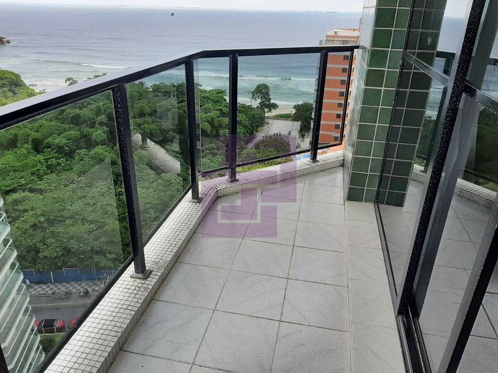 Cobertura Duplex! Poucos metros da Praia do Tombo.
