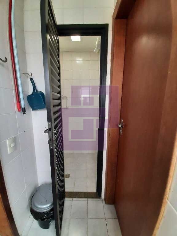 Cobertura Duplex! Poucos metros da Praia do Tombo.