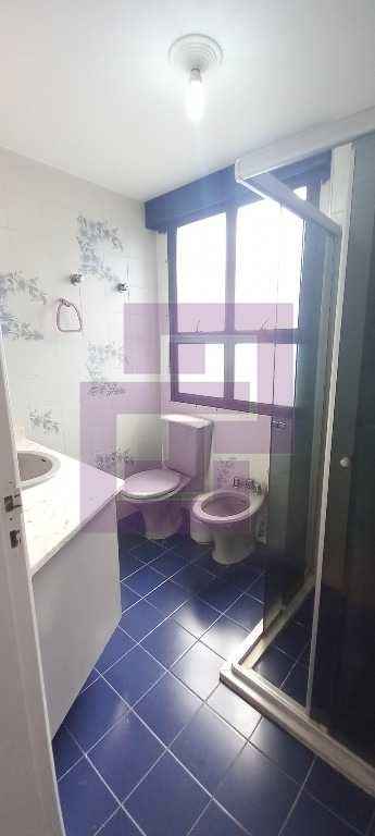 Venda de Apartamentos / Padrão na cidade de Guarujá